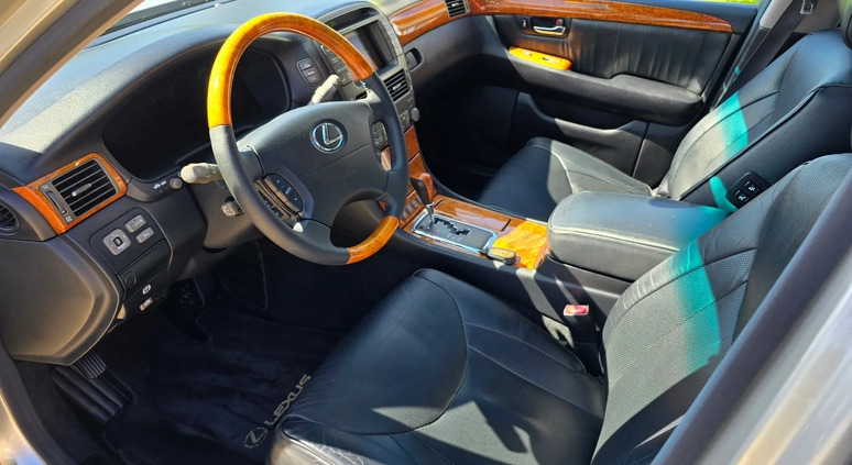 Lexus LS cena 38800 przebieg: 234000, rok produkcji 2003 z Golina małe 781